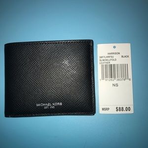 BNWT.  Michael Kors Leather Wallet